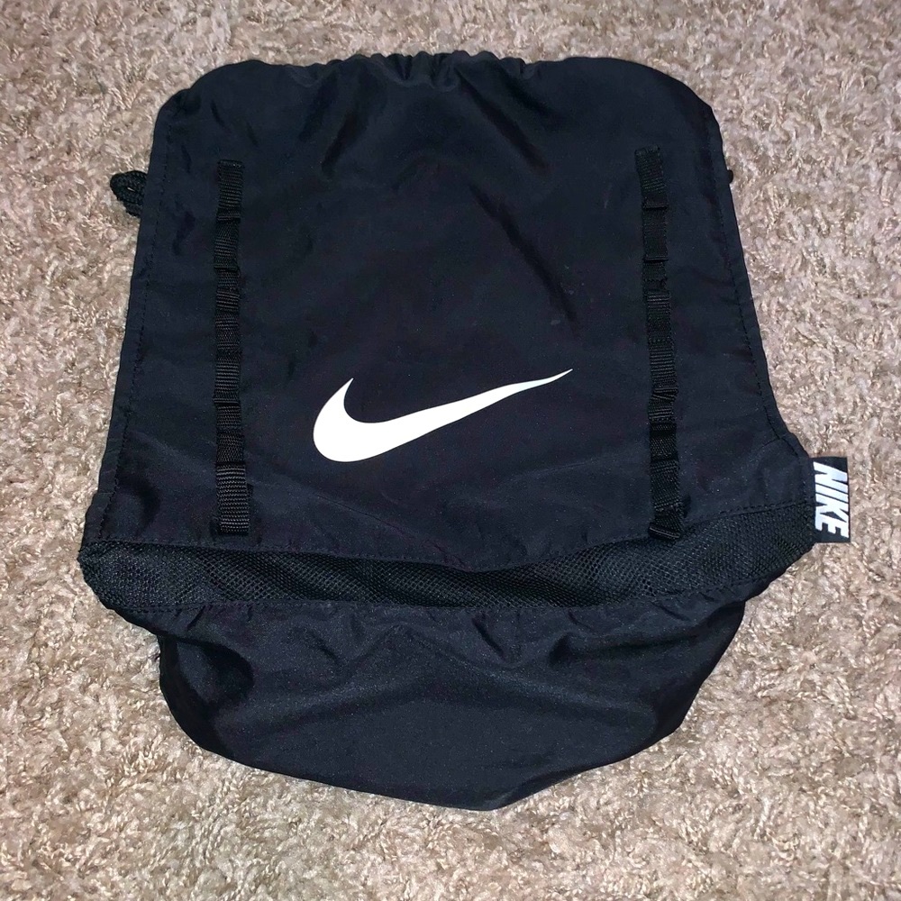 EUC Unisex Nike Bag